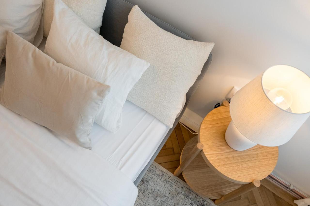 Cismigiu Serenity: 1Br Flat With Scenic Balcony Bukarest Kültér fotó