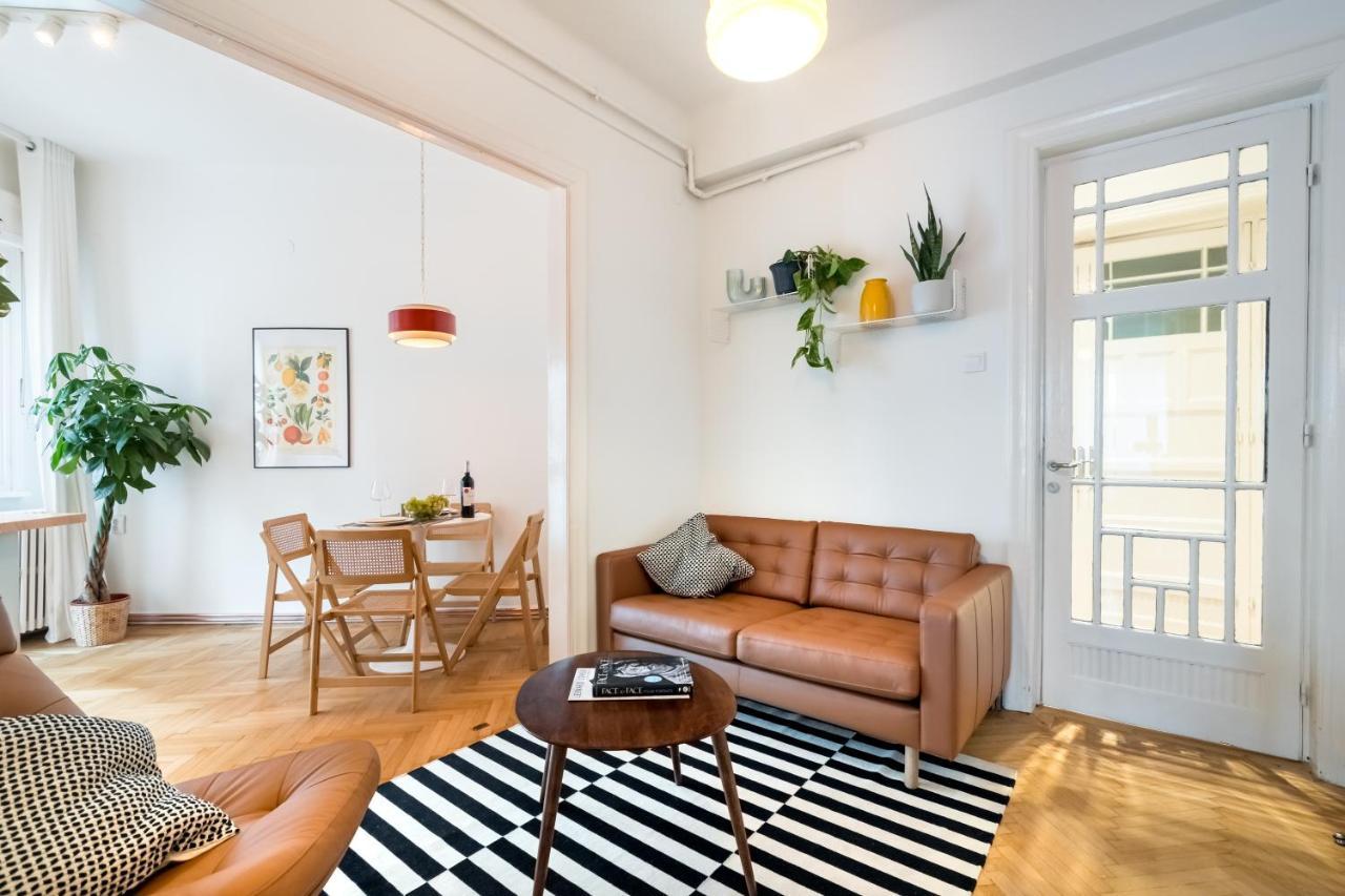 Cismigiu Serenity: 1Br Flat With Scenic Balcony Bukarest Kültér fotó