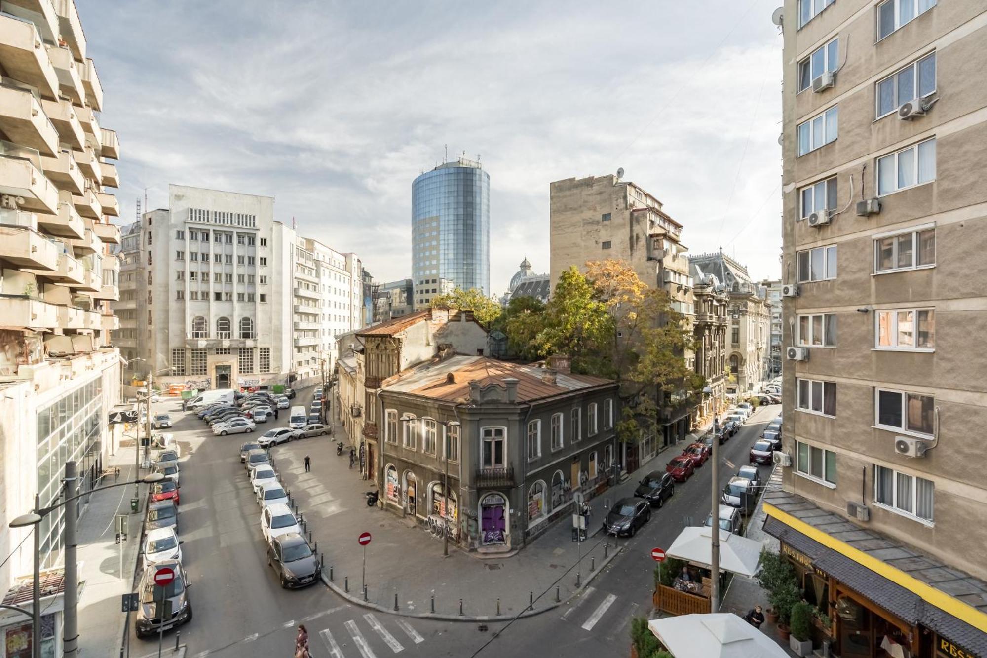 Cismigiu Serenity: 1Br Flat With Scenic Balcony Bukarest Kültér fotó